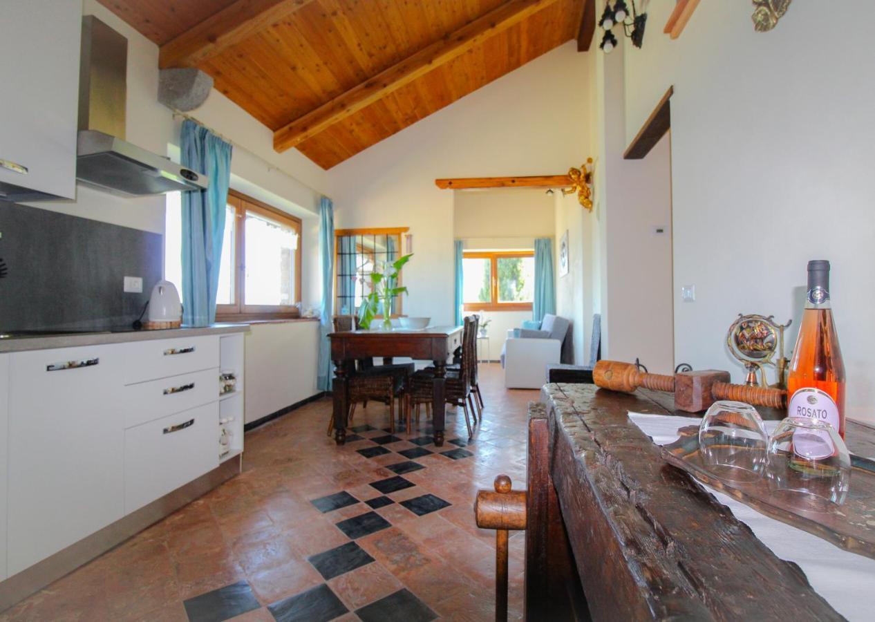 Residenza Castellum Lägenhet Stazzona Exteriör bild